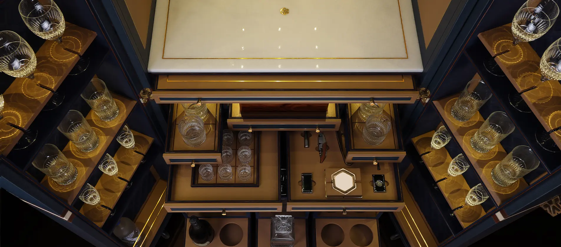 Medium Bar Cabinet Trunk IV